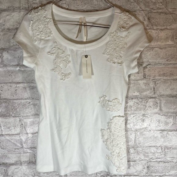 Anthropologie‎ Lace Appliqué Ribbed Top Size Small NWT - Picture 1 of 9